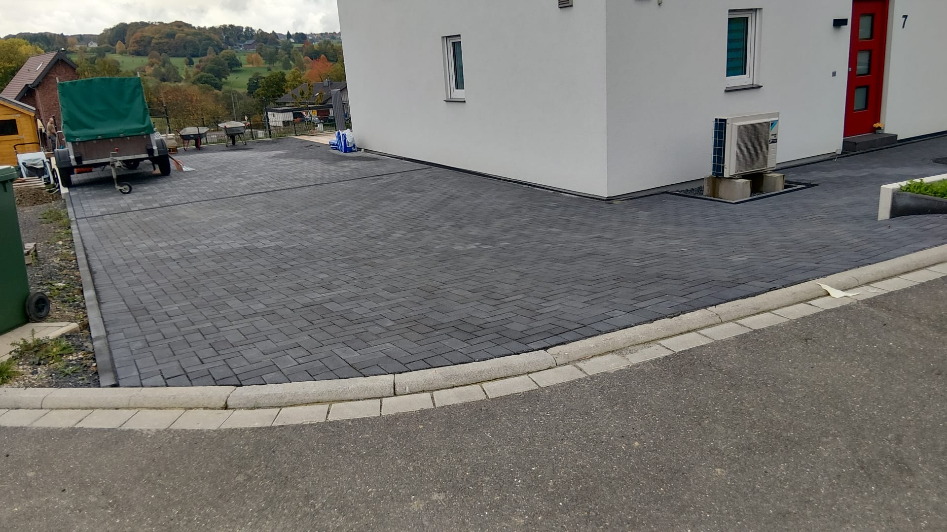 Gepflasterte Einfahrt Musterverlegung